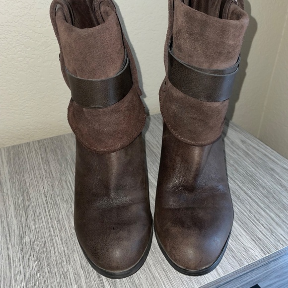 Nine West size 8 heeled leather boots - Picture 4 of 8
